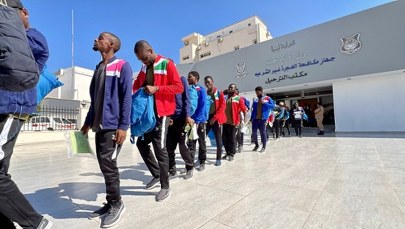 Ile Ameryka płaci za przyjęcie deportowanych migrantów? Senator ujawnia