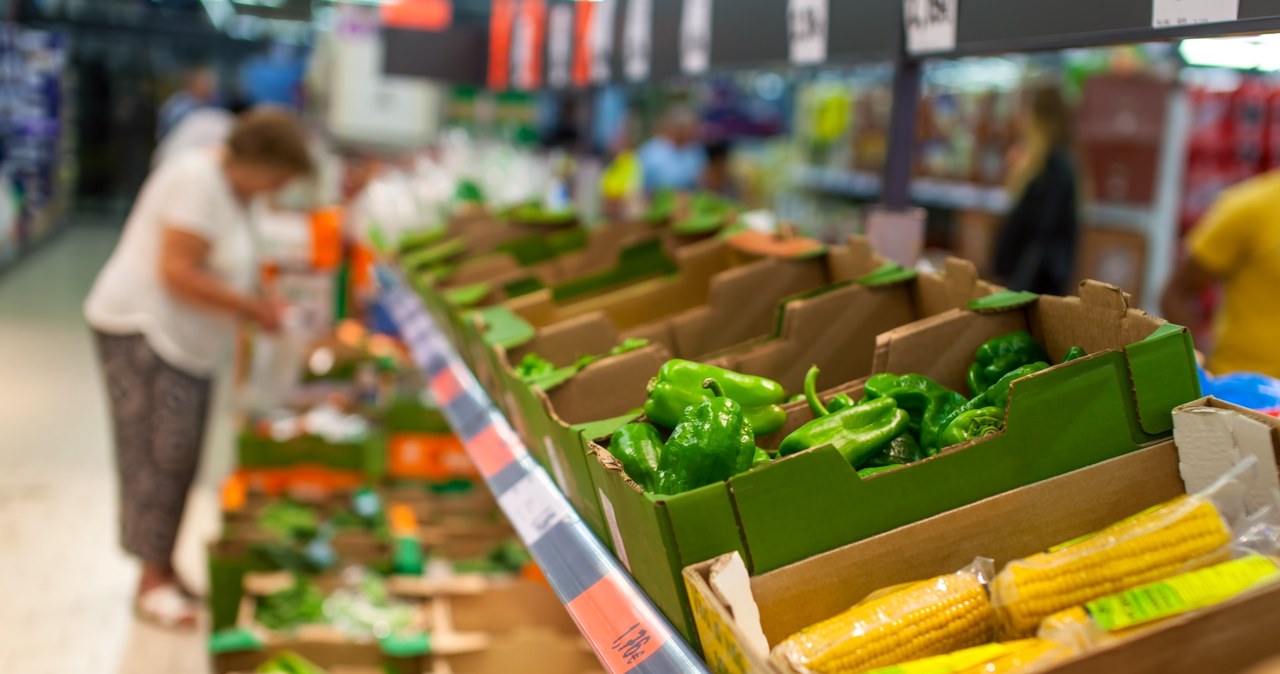 Ile będzie kosztowała konsumentów podwyżka VAT na żywność? /123RF/PICSEL