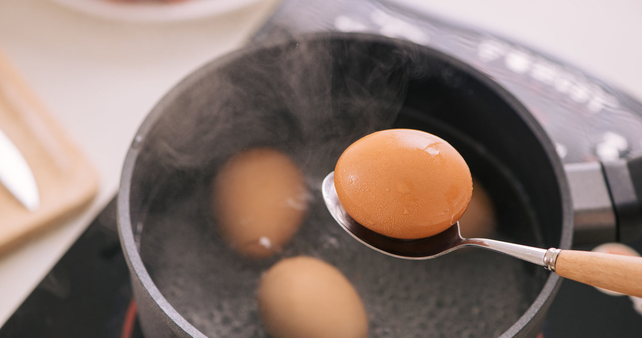Ile gotować jajka? Przygotuj je w ten sposób i ciesz się składnikami odżywczymi /123RF/PICSEL