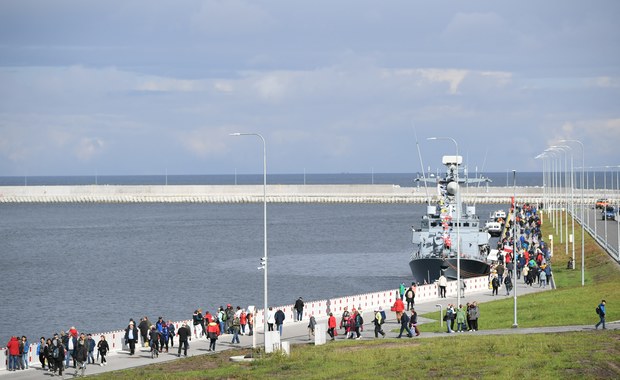 Ile jednostek przeprawiło się przez przekop Mierzei Wiślanej? Mamy dane 