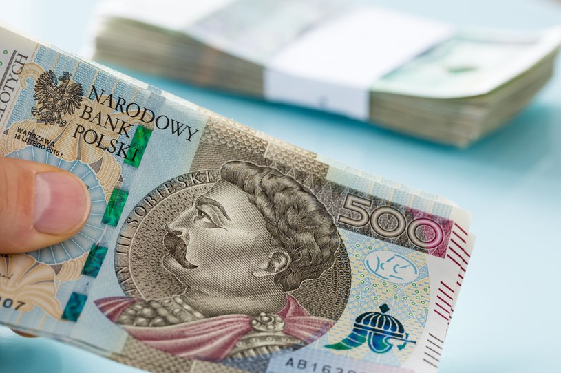Ile kosztują euro, dolar i frank szwajcarski w piątek, 1 grudnia? /123RF/PICSEL