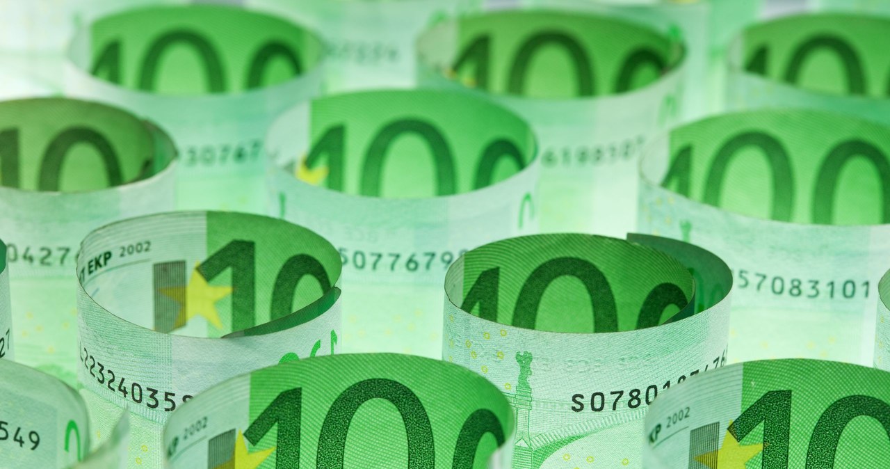 Ile kosztują euro, dolar i frank w czwartek 25 lipca? /123RF/PICSEL
