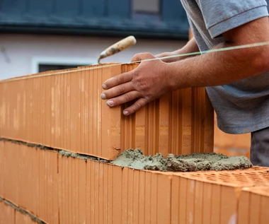 Ile kosztuje budowa domu? Oto, co się dzieje z cenami materiałów