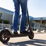 Ile kosztuje hulajnoga elektryczna? Zwróć uwagę na te parametry