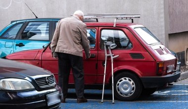 Ile kosztuje Maluch w 2025 roku? Ceny Fiata 126p mogą zaskoczyć