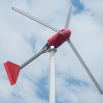 Ile kosztuje przydomowa elektrownia wiatrowa i czy to się opłaca?