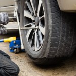 Ile kosztuje wymiana opon na zimowe? Ceny poszły w górę
