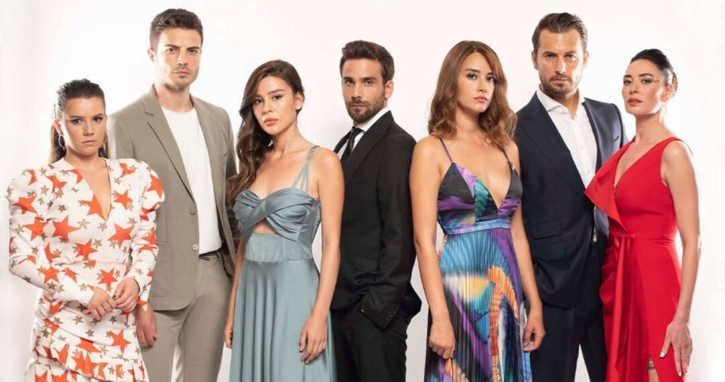 Ile lat mają aktorzy z obsady "Miłości i nadziei"? Sprawdzamy ich metryki. /TVP /materiały prasowe