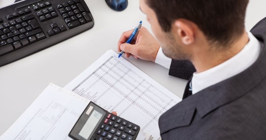 Ile może zająć komornik? To zależy /123RF/PICSEL