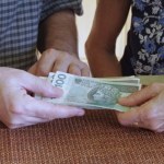 Ile musi trwać małżeństwo, żeby dostać rentę rodzinną? Wielu o tym nie wie