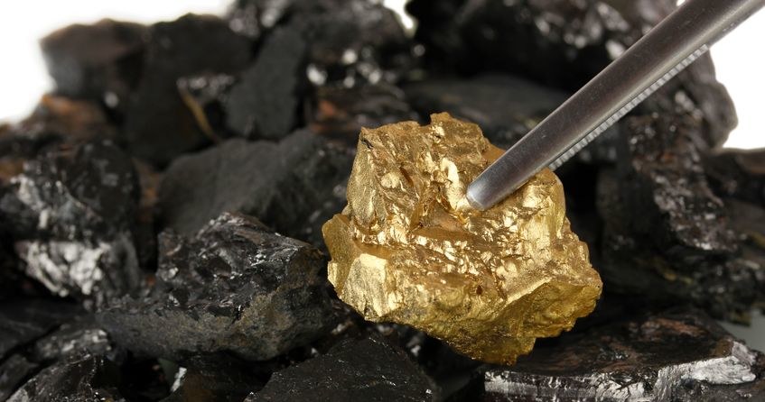 Ile na Ziemi jest jeszcze nieodkrytych minerałów zawierających węgiel? /123RF/PICSEL
