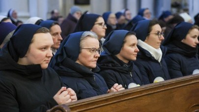 Ile naprawdę wynoszą emerytury zakonnic? Oto liczby i kulisy systemu