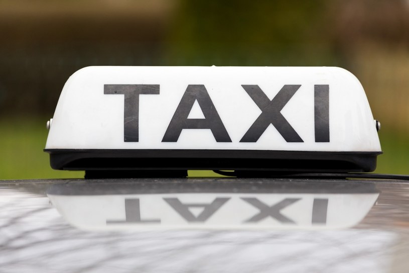 Ile osób może jechać taksówką? /Arkadiusz Ziółek /East News