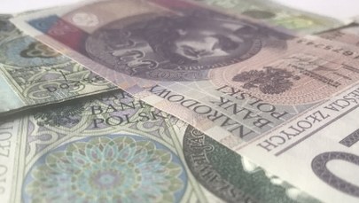 Ile osób w Polsce skorzysta z obniżonego wieku emerytalnego? 