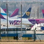 Ile papierosów w bagażu podręcznym? Ryanair i Wizzair mają limity