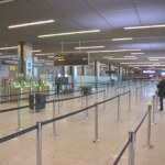 Ile płynów można mieć w bagażu podręcznym? Polacy gubią się w przepisach