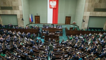 Ile posłowie wydają w sejmowej restauracji? Kwoty w setkach tysięcy złotych 