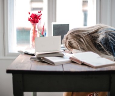 Ile powinieneś spać, aby być wydajnym w pracy?