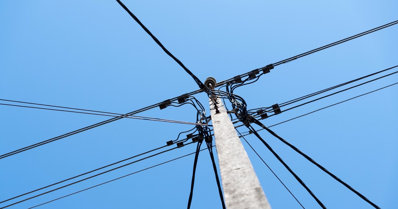 Ile prądu zużywają Polacy dziennie i rocznie? Ogromne liczby /Wojciech Strozyk/REPORTER /East News