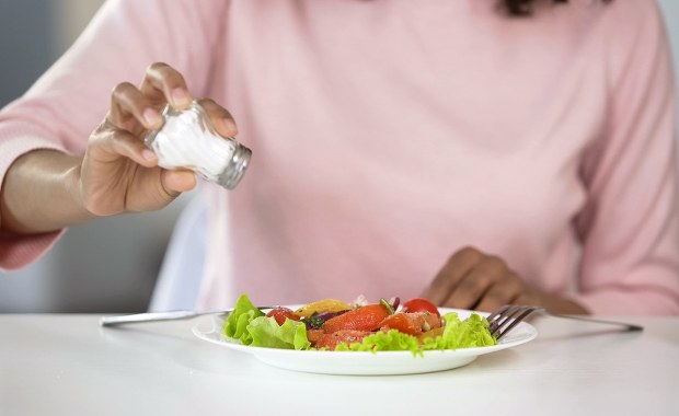 Ile soli to za dużo? Nowe badania obalają mity 