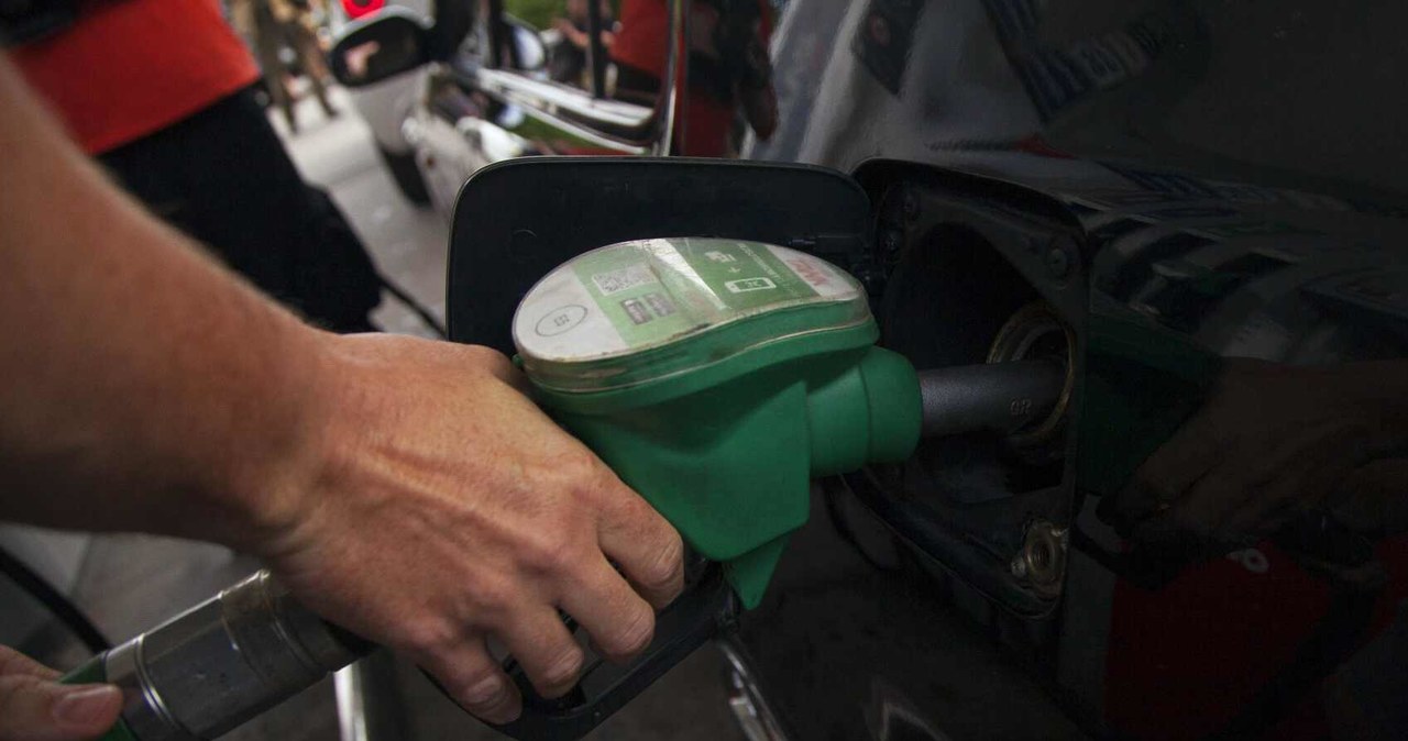 Ile w nadchodzącym tygodniu zapłacimy za paliwa? Analitycy liczą na obniżki. Zdj. ilustracyjne /Maciej Luczniewski/REPORTER /East News