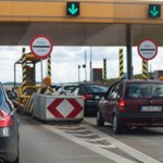 Ile wynoszą opłaty za autostrady w Polsce? Kiedy zostaną zniesione?