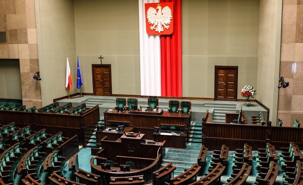 ​Ile zapłaciliśmy za przejazdy posłów? Rekordziści "okrążyli Ziemię"
