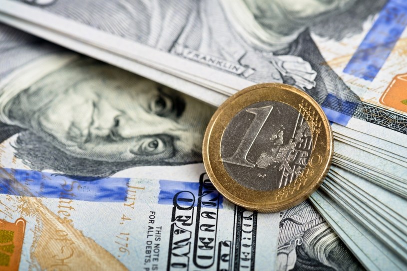 Ile zapłacimy za euro, dolara i franka w środę 20 grudnia? /123RF/PICSEL