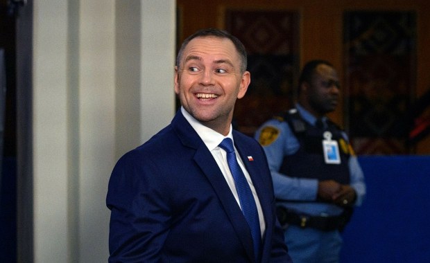 Ile zarabiają ministrowie Nawrockiego? Kancelaria odpowiada