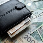 Ile zarabiają Polacy? GUS ujawnia dane