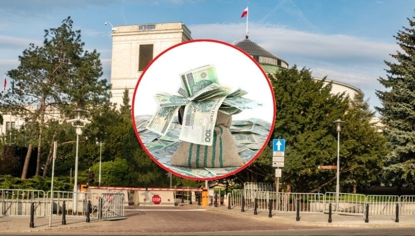 Ile zarabiają polscy politycy? Który z nich jest najbogatszy? /Shutterstock