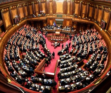 Ile zarabiają włoscy parlamentarzyści?
