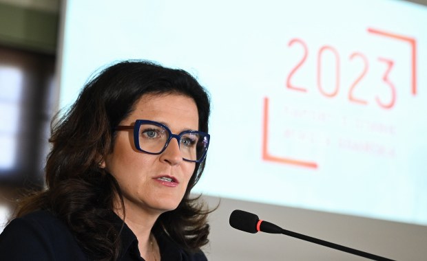 Ile zarobiła Dulkiewicz? Przeglądamy oświadczenia samorządowców