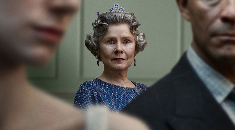 Imelda Staunton jako Elżbieta II na plakacie piątego sezonu 'The Crown" /Netflix /materiały prasowe