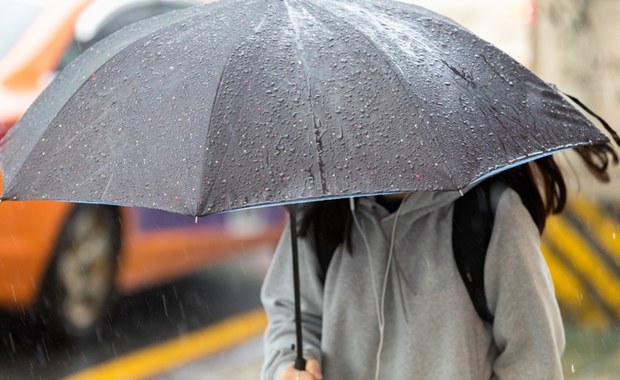 IMGW ostrzega: Burze, deszcz i wichury nad Polską. Sprawdź prognozę na 15 lipca