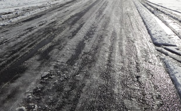 IMGW ostrzega: Na lubelskich drogach może być ślisko