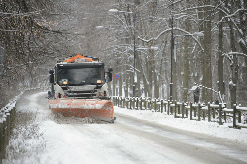 IMGW ostrzega: Oblodzenie niemal w całym kraju, śnieg na południu /Zbyszek Kaczmarek /Reporter