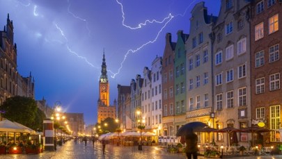 IMGW ostrzega przed burzami. Wydano alerty I i II stopnia