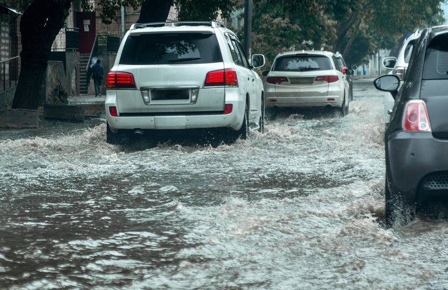IMGW ostrzega. Są alerty I i II stopnia