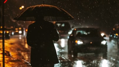 IMGW ostrzega przed ulewami i burzami. Wydano alert hydrologiczny