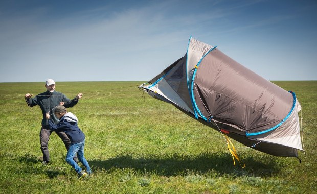 IMGW ostrzega przed wichurami. Potem aż 34 stopnie Celsjusza