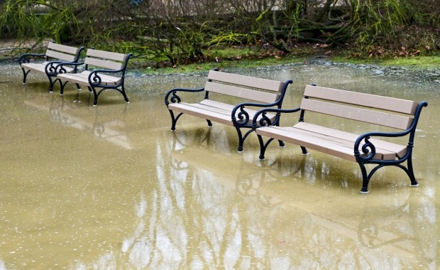 IMGW wydał ostrzeżenia dla 14 województw