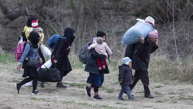 Imigranci w Edirne w Turcji /	TOLGA BOZOGLU /PAP/EPA