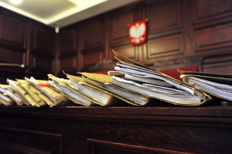 Wywiesili na wokandzie dane ofiar pedofila. "Ten błąd więcej się nie powtórzy"