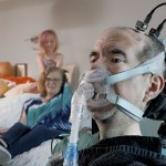 Implant mózgu przywraca głos. Sparaliżowany mężczyzna znów "mówi"