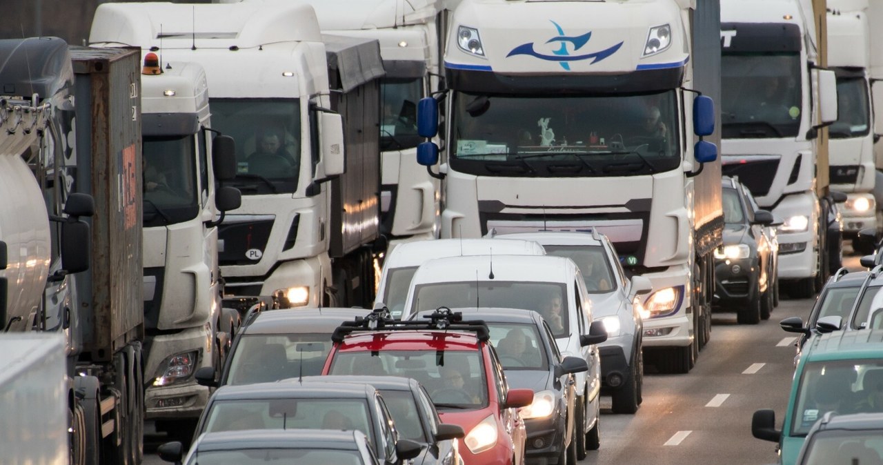 Importer aut włoskiej marki oraz dealerzy zostali ukarani za zmowę dotyczącą podziału rynku na strefy wpływów. / WOJCIECH STROZYK/REPORTER  /East News