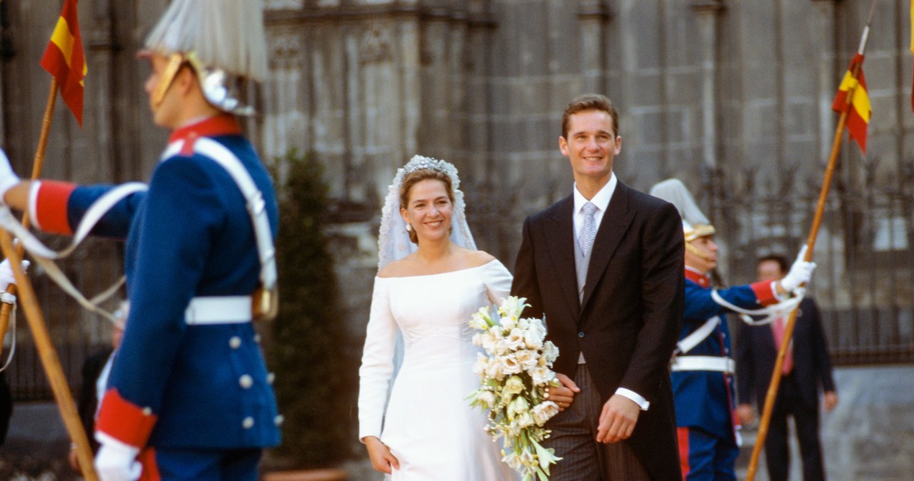 Iñaki Urdangarin i Cristina Borbon na ślubie w 1997 roku /Gianni Ferrari /Getty Images