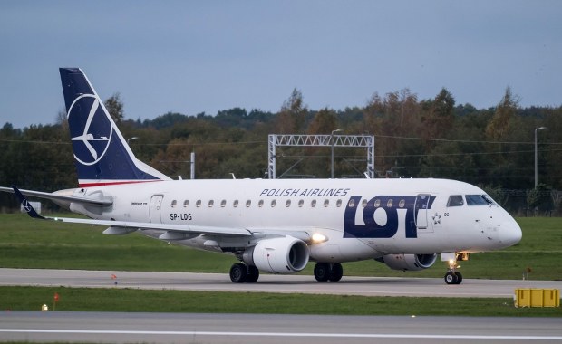 Incydent na lotnisku w Wilnie. Samolot LOT-u zjechał z pasa startowego
