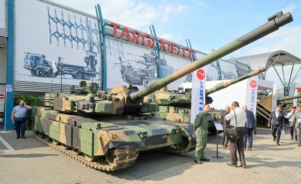 Incydent na targach zbrojeniowych w Kielcach. Są zarzuty