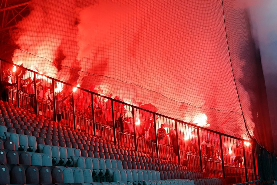 Incydent po meczu Maccabi Hajfa – Raków Częstochowa. Atak na izraelskich kibiców i wzajemne oskarżenia /Waldemar Deska /PAP
